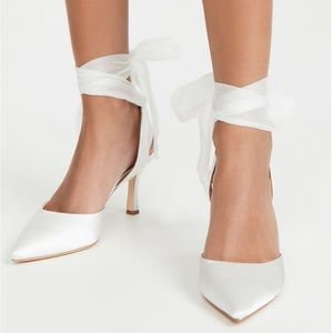 Badgley Mischka Blaze Pumps NWOB Size:11 Color:White